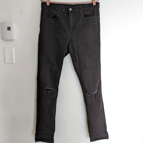 Black Skinny Jeans with Knee Hole - Picture 1 of 4